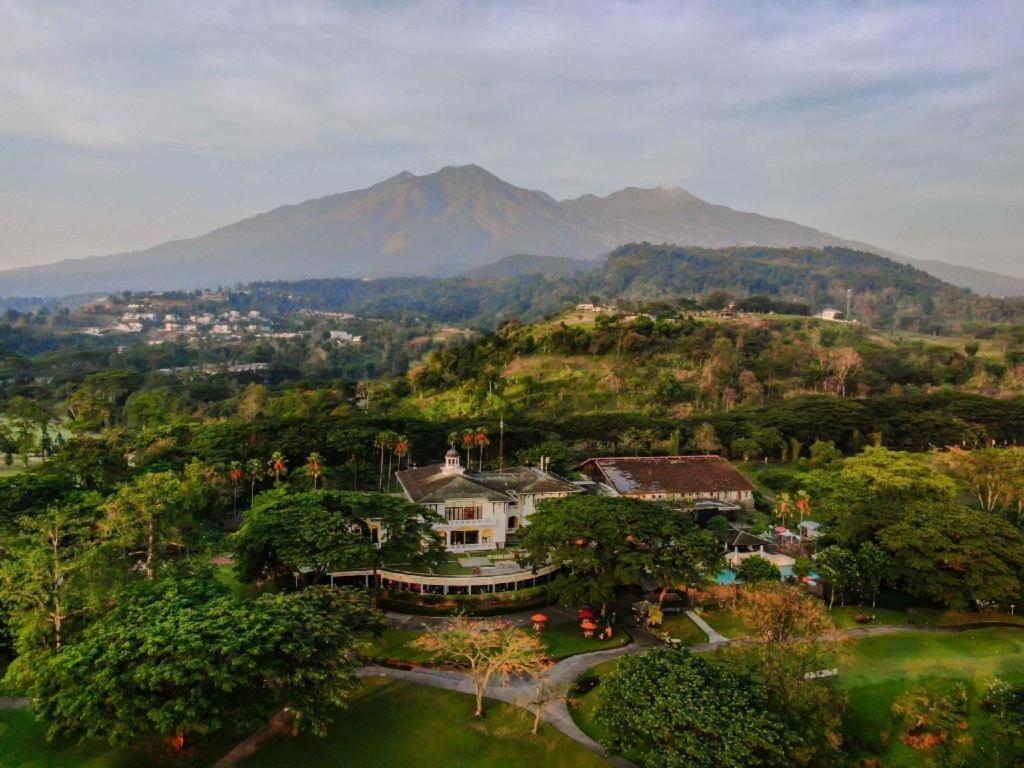 Taman Dayu Golf Club And Resort Prigen Bagian luar foto