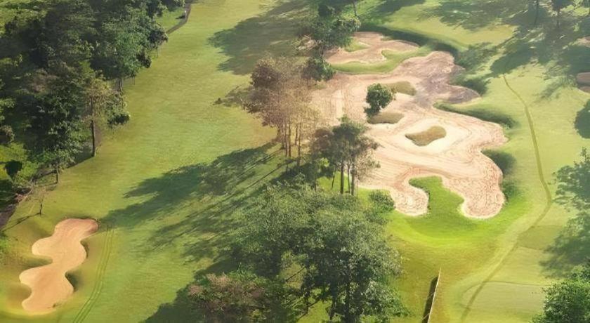 Taman Dayu Golf Club And Resort Prigen Bagian luar foto