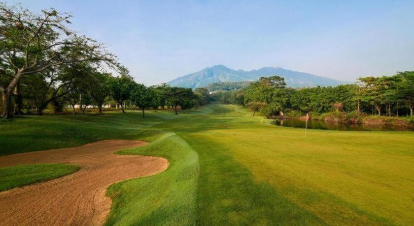 Taman Dayu Golf Club And Resort Prigen Bagian luar foto