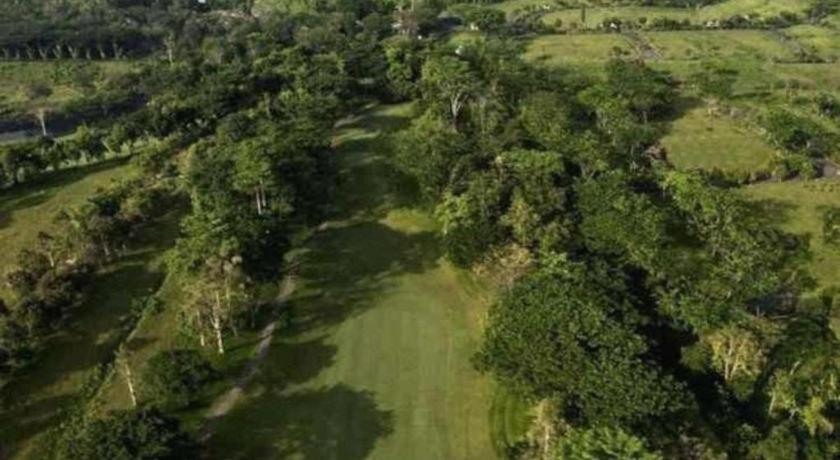 Taman Dayu Golf Club And Resort Prigen Bagian luar foto